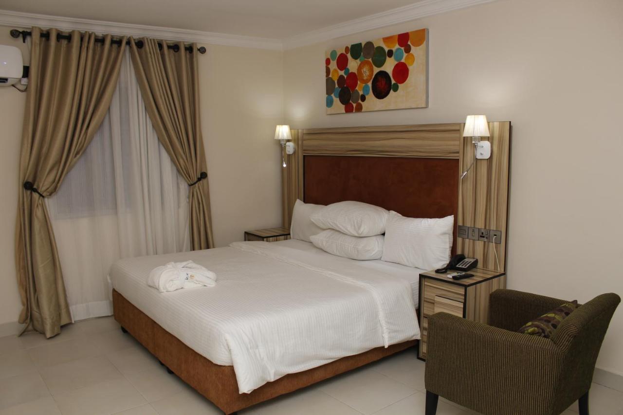 Class Suites Ikeja Exterior foto