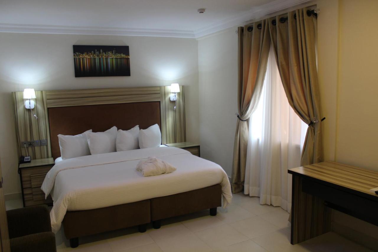 Class Suites Ikeja Exterior foto