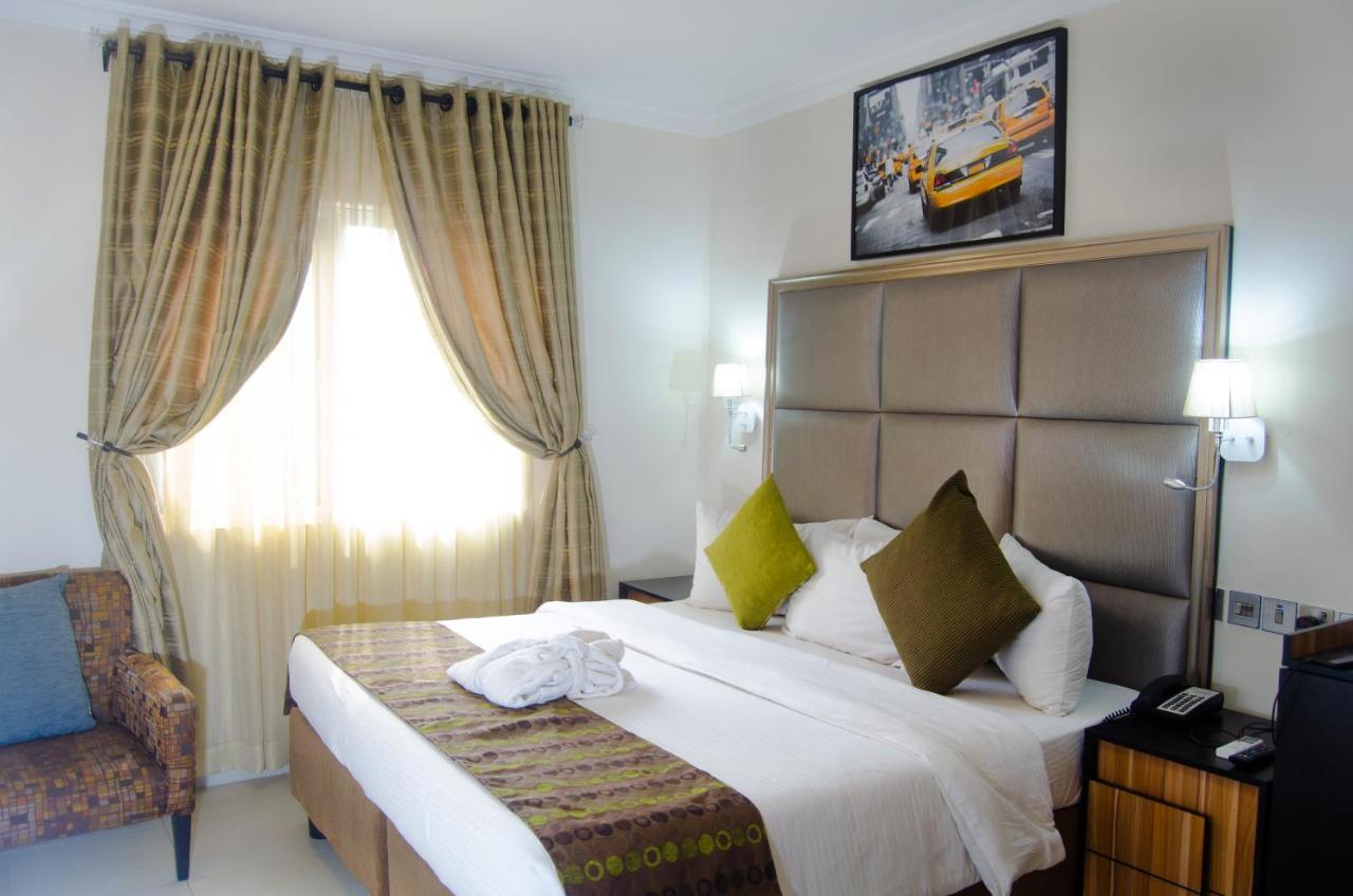 Class Suites Ikeja Exterior foto