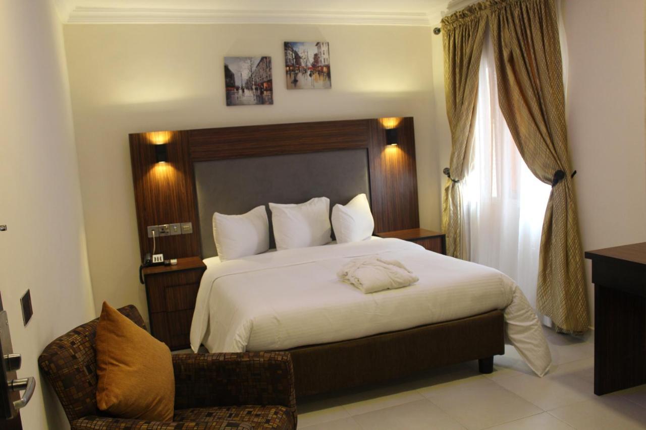 Class Suites Ikeja Exterior foto